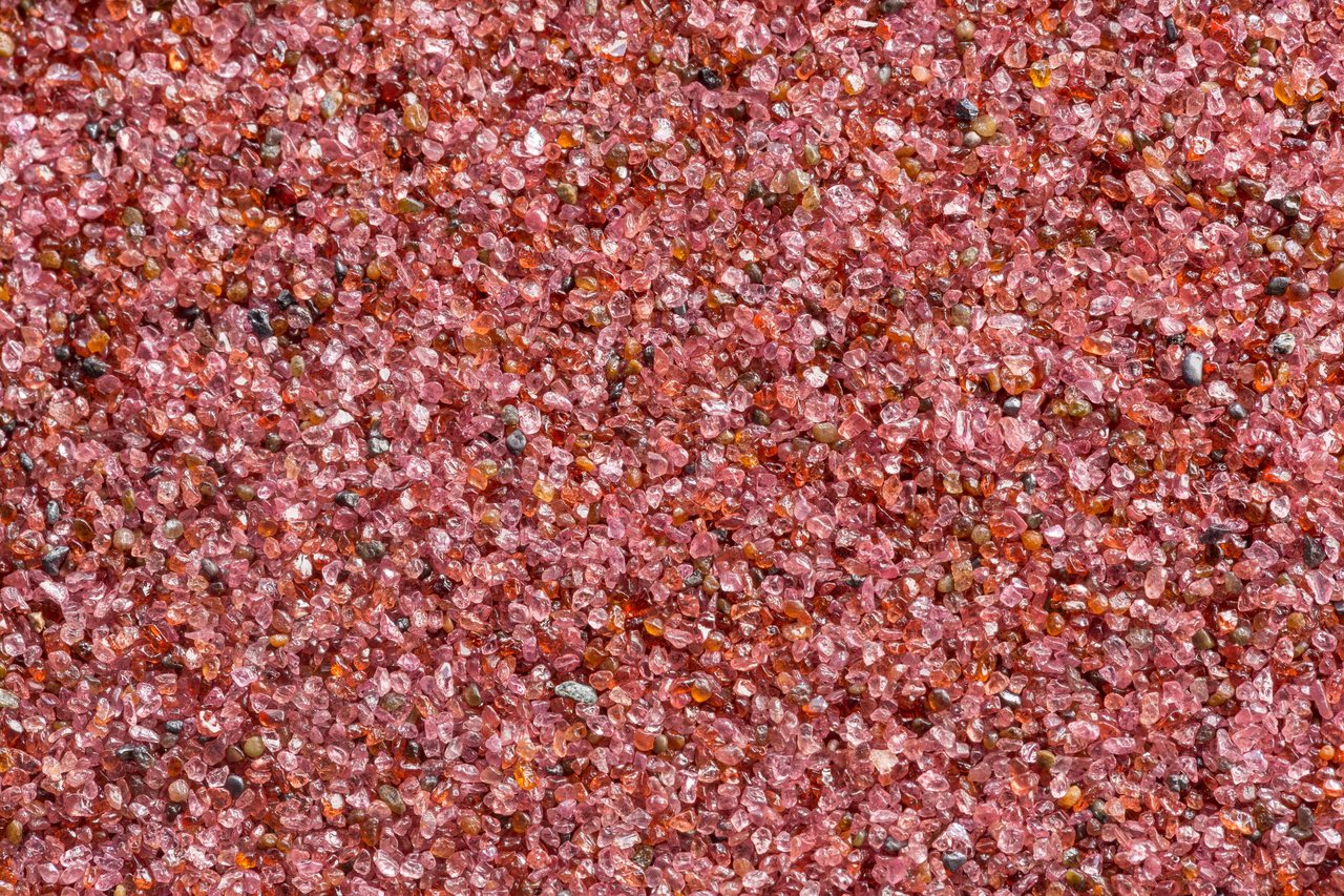 Heavy Minerals Limited board and management
